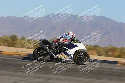 media/Dec-09-2023-SoCal Trackdays (Sat) [[76a8ac2686]]/Turn 9 Entry (110pm)/